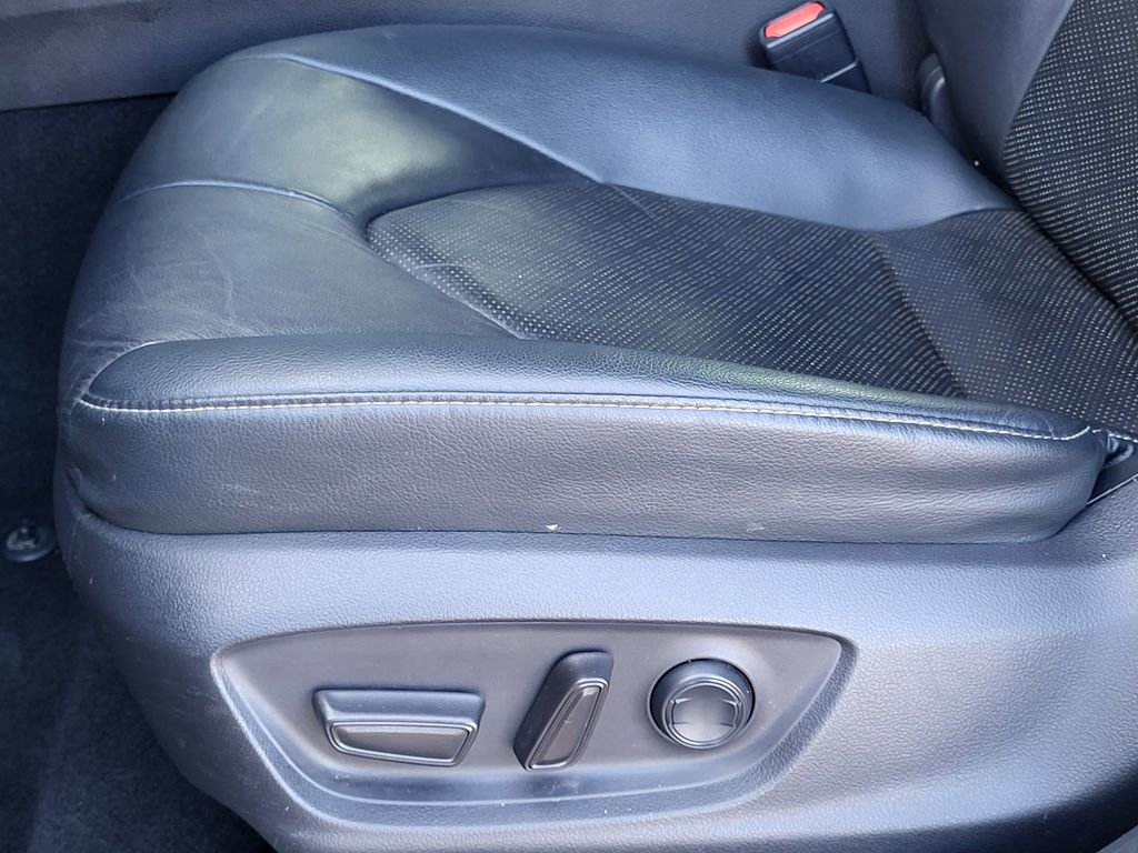 Used 2019 Toyota Camry XSE image 20