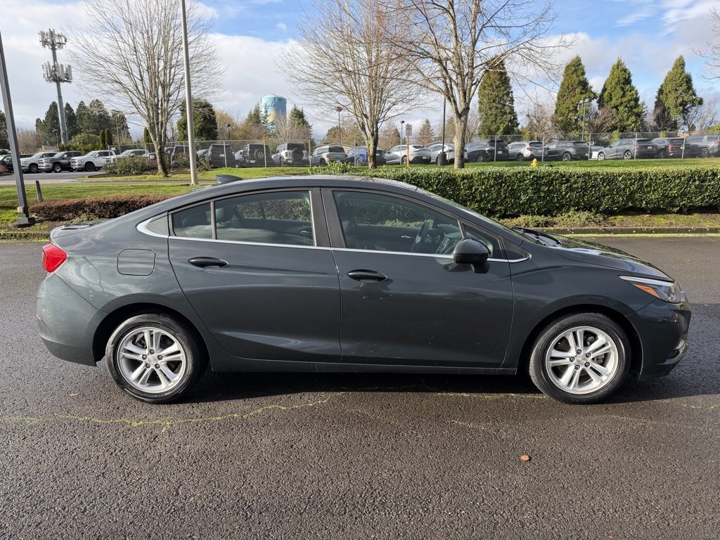 Used 2018 Chevrolet Cruze LT w/ LT Fleet Convenience Package image 9