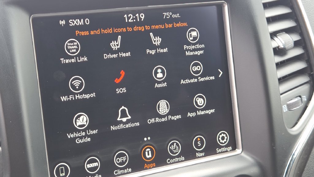 Used 2018 Jeep Grand Cherokee Altitude AWD/4WD image 25