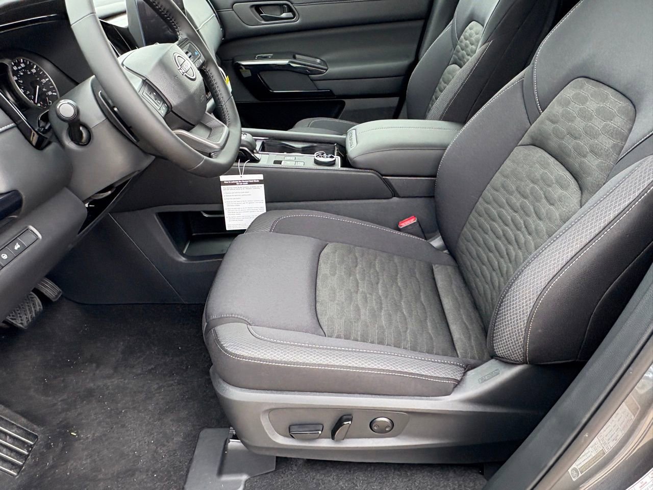 New 2026 Nissan Pathfinder SV image 18