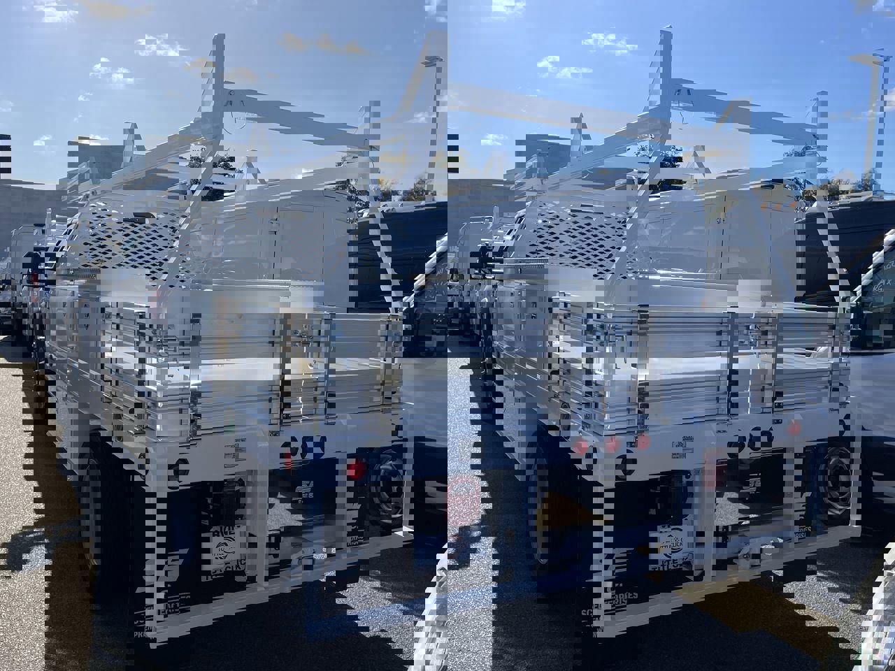 New 2026 Ford F550 2WD SuperCab Super Duty image 4