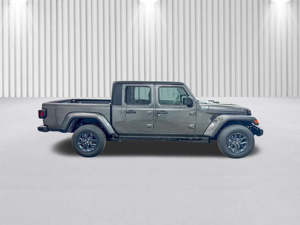 New 2026 Jeep Gladiator Sport AWD/4WD image 3