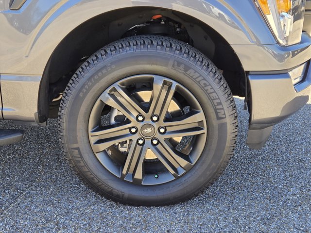 Used 2022 Ford F150 XLT w/ Equipment Group 302A High image 4