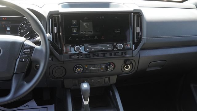 Used 2026 Nissan Frontier SV RWD image 15
