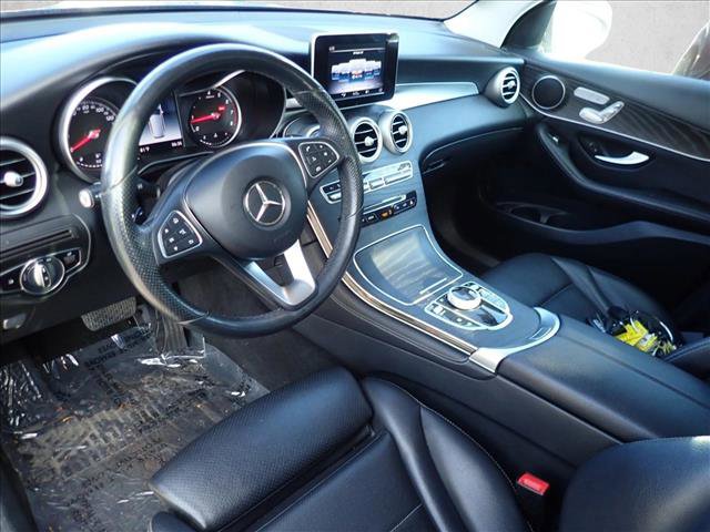 Used 2018 Mercedes-Benz GLC 300 4MATIC image 11