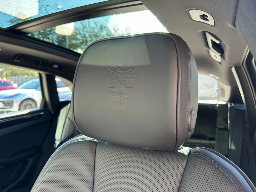 Used 2026 Porsche Macan Turbo AWD/4WD image 22
