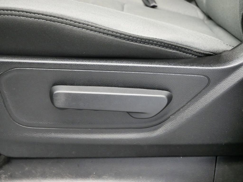 Certified 2022 RAM 1500 Big Horn image 6