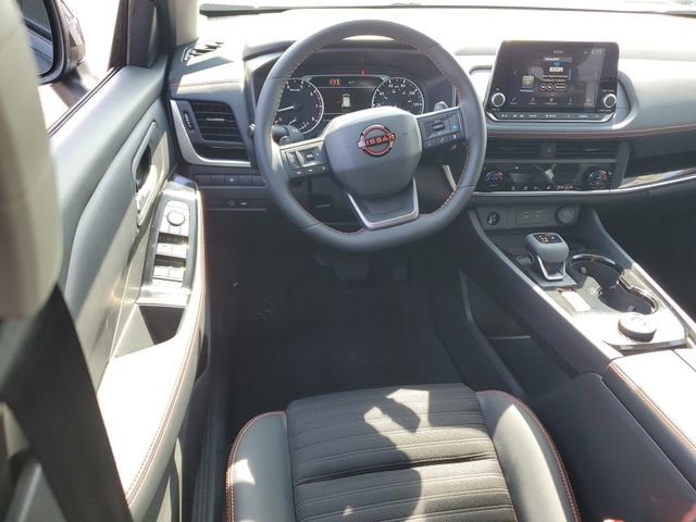 New 2026 Nissan Rogue SV AWD/4WD image 14