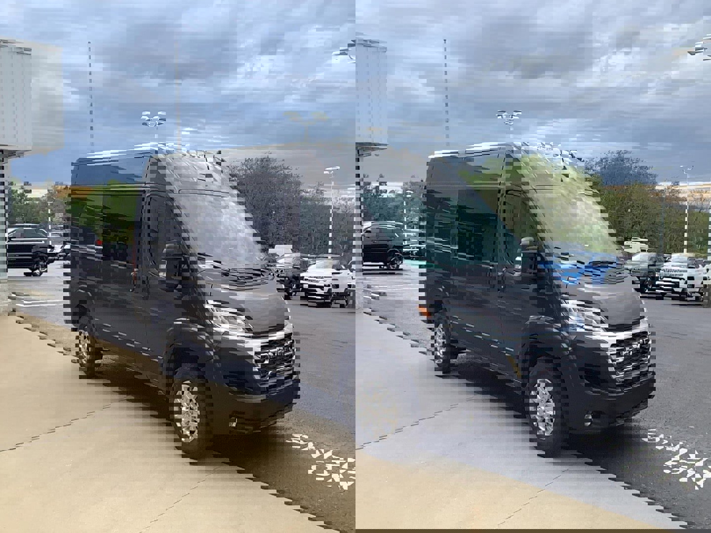 New 2025 RAM ProMaster 1500 w/ Quick Order Package 22G SLT image 3