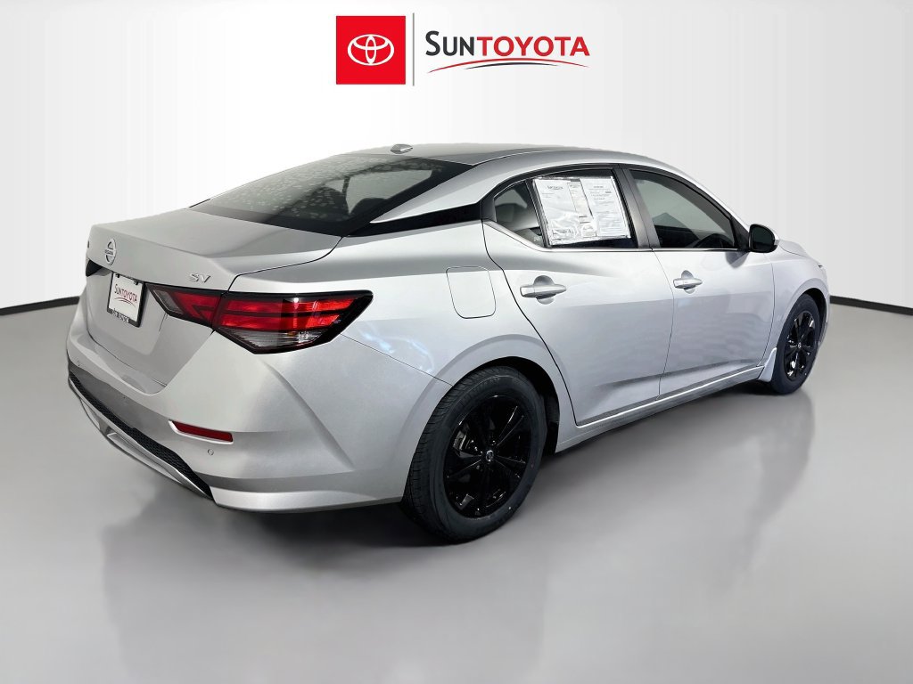 Used 2021 Nissan Sentra SV FWD image 3