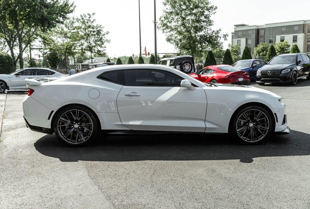 Used 2017 Chevrolet Camaro ZL1 RWD image 3