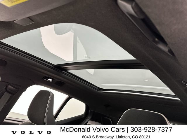 Certified 2023 Volvo XC40 Recharge Ultimate w/ Protection Package Premier AWD/4WD image 22
