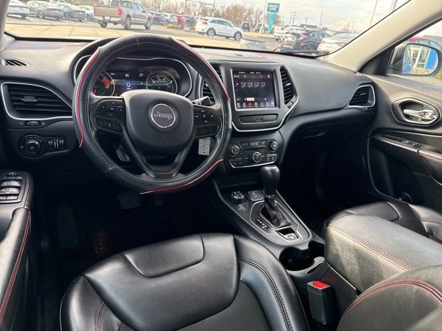Used 2019 Jeep Cherokee Trailhawk image 22