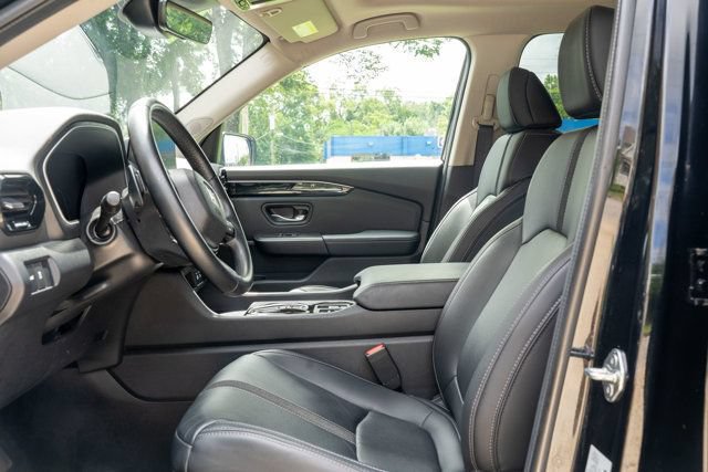 Used 2024 Honda Pilot Touring image 18
