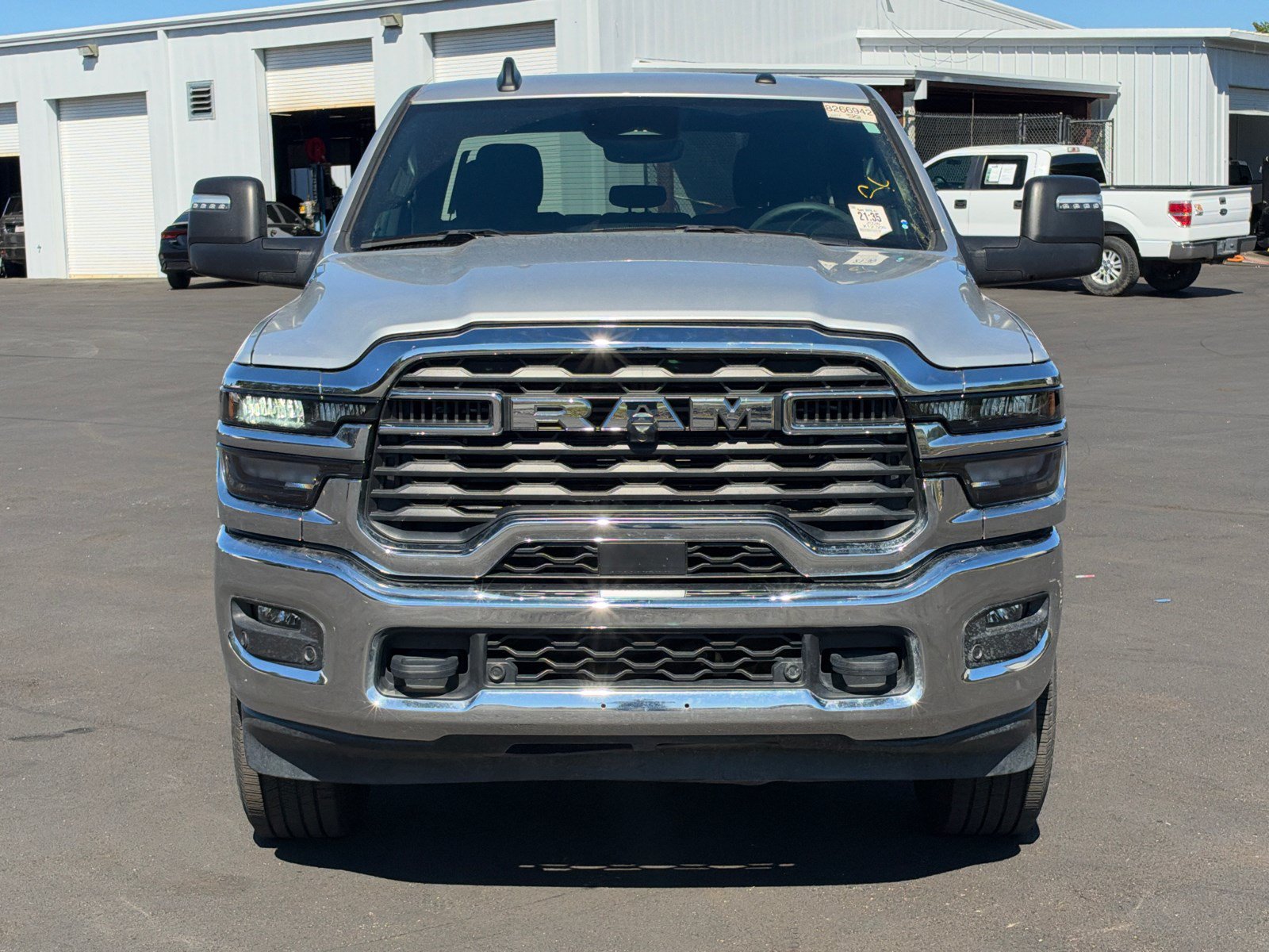 Used 2026 RAM 2500 Big Horn AWD/4WD image 2
