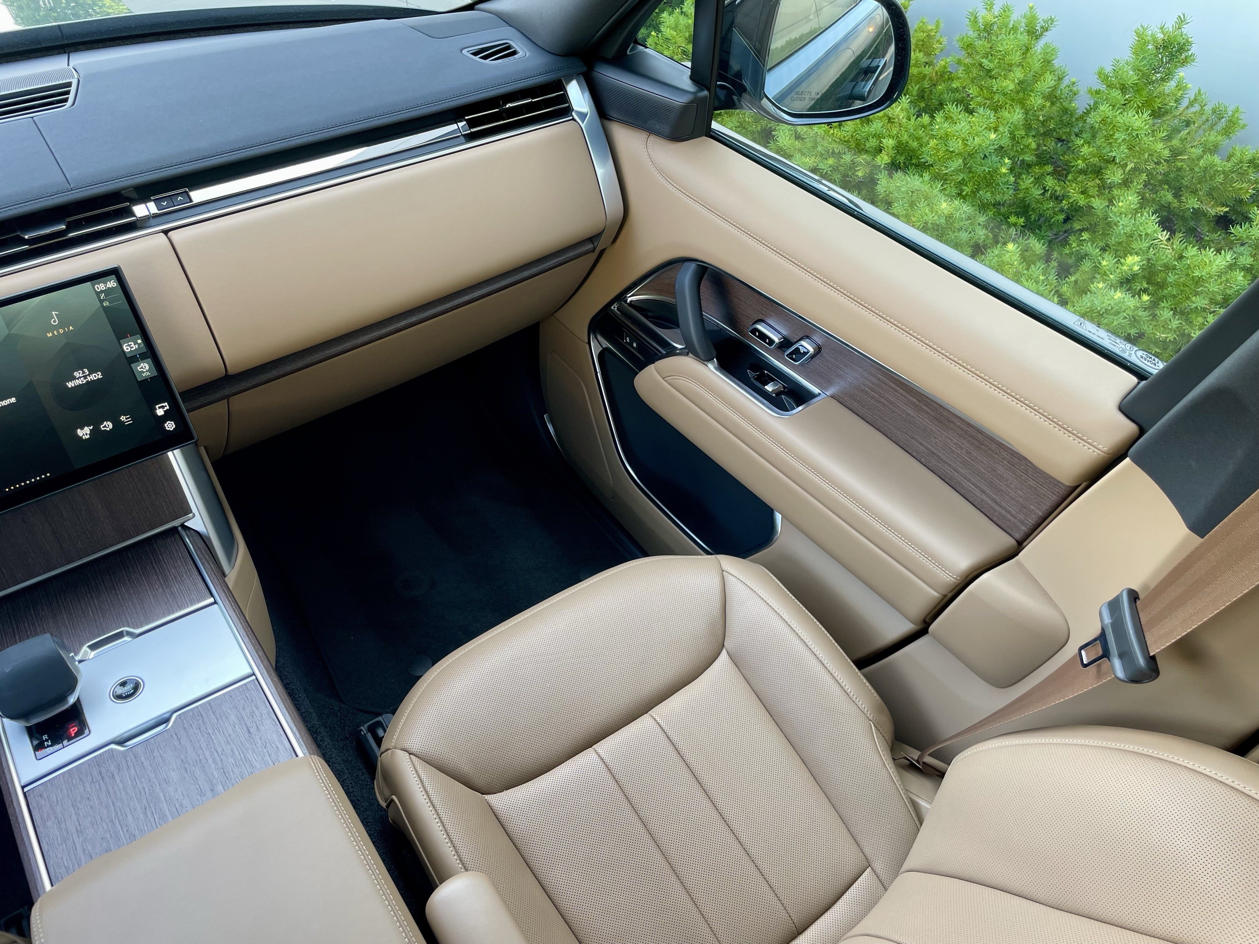 Used 2026 Land Rover Range Rover SE AWD/4WD image 18