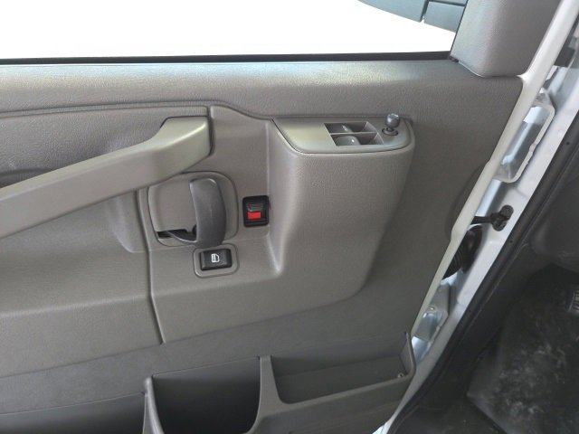 New 2025 Chevrolet Express 2500 Extended image 23