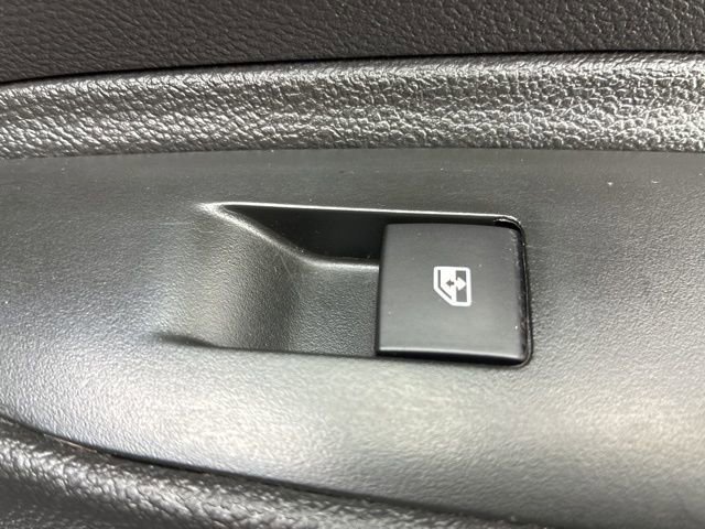 Used 2020 Chevrolet Trax LT FWD image 24