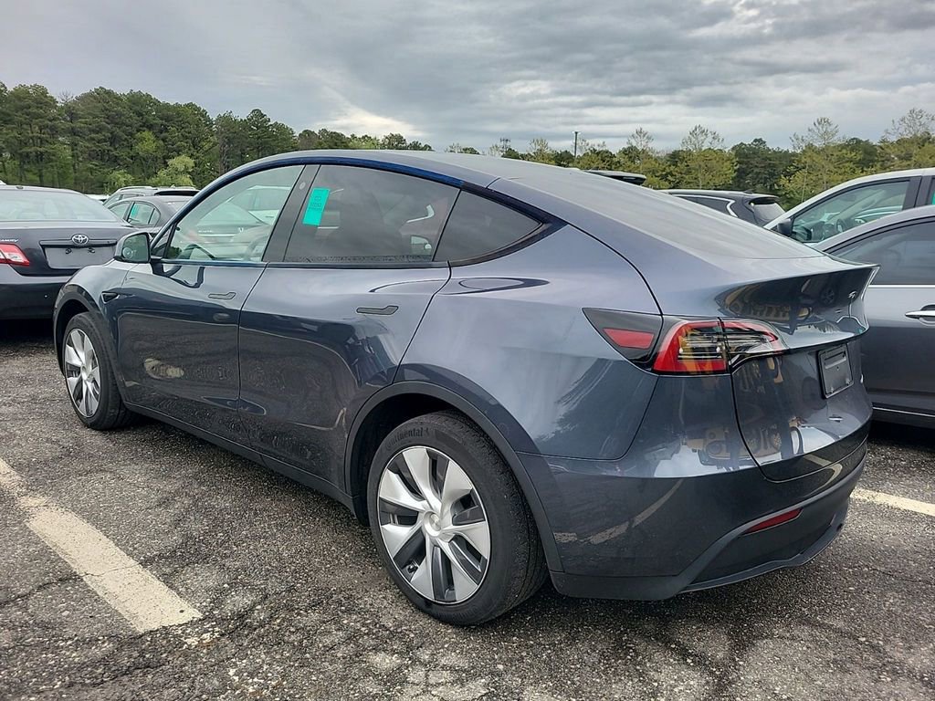 Used 2023 Tesla Model Y Long Range AWD/4WD image 4