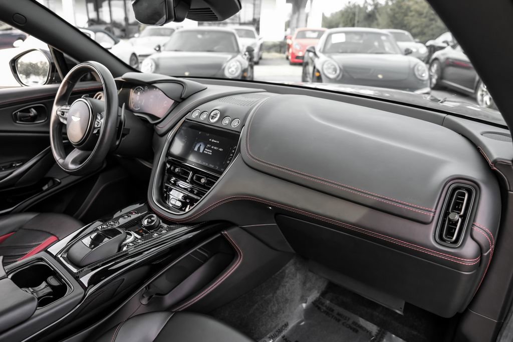 Used 2024 Aston Martin DBX 707 image 10