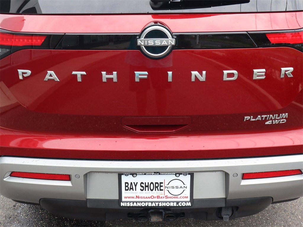 Certified 2022 Nissan Pathfinder Platinum w/ Cargo Package image 32