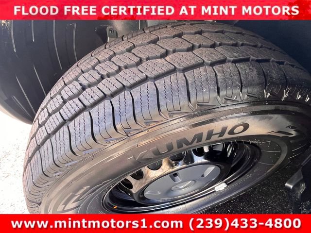 Used 2025 Mercedes-Benz Sprinter 2500 image 33