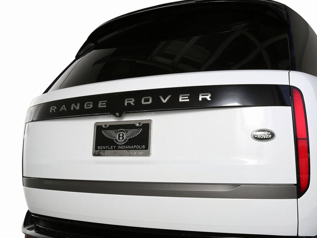Used 2023 Land Rover Range Rover SE image 10