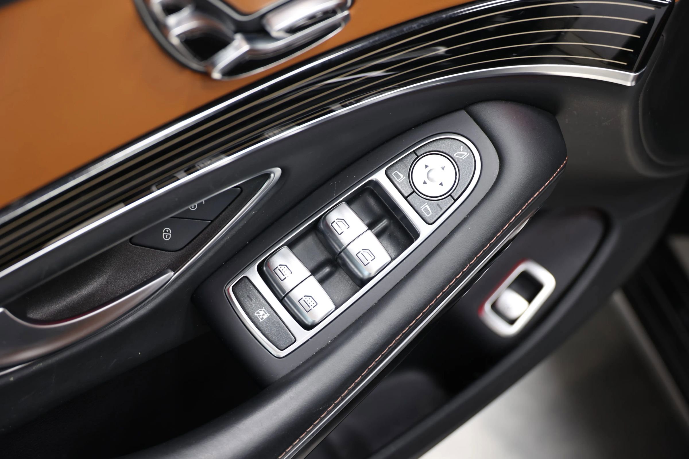 Used 2019 Mercedes-Benz Maybach S 560 4MATIC image 13