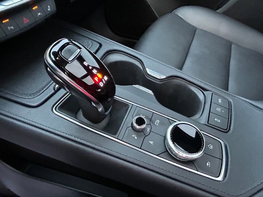 Used 2025 Cadillac XT4 Sport w/ Cold Weather Package image 28