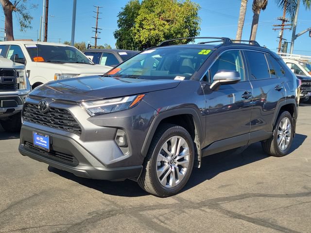 Used 2023 Toyota RAV4 XLE Premium AWD/4WD image 32