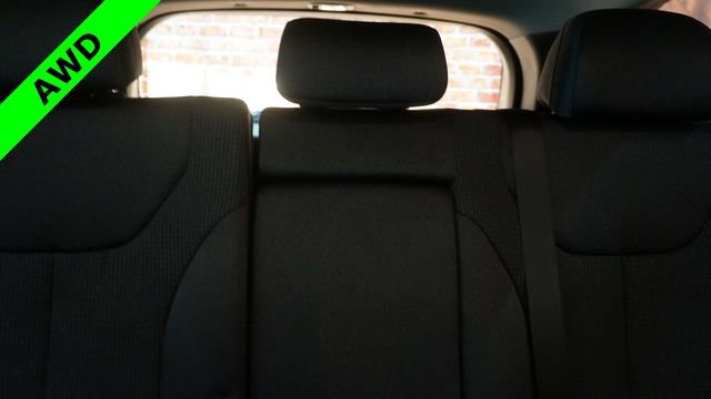 Used 2023 Hyundai Santa Fe SE AWD/4WD image 32