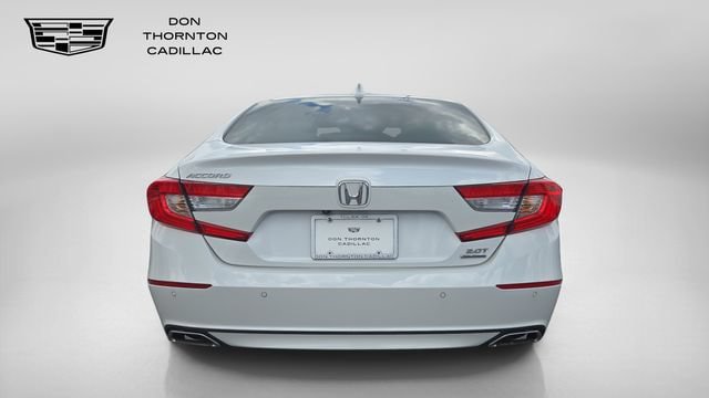 Used 2020 Honda Accord Touring image 4
