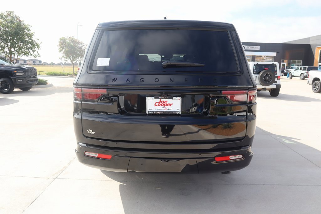 New 2025 Jeep Wagoneer L Series II image 24
