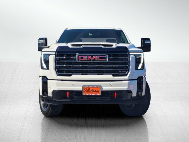 Used 2026 GMC Sierra 2500 AT4 AWD/4WD image 2