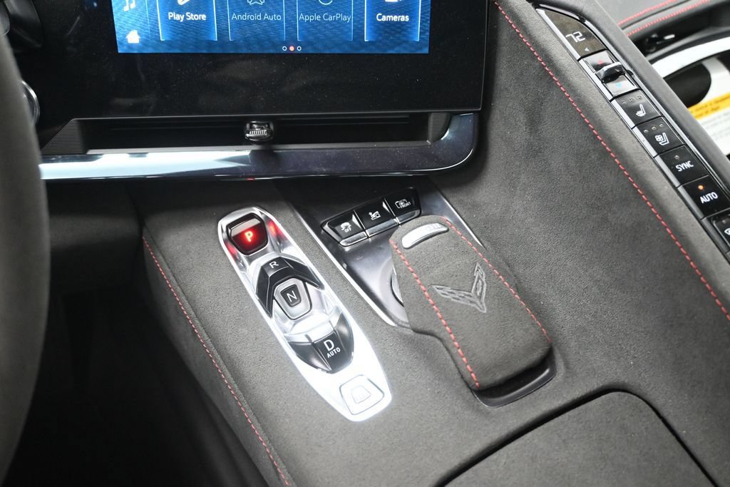 Used 2024 Chevrolet Corvette Stingray Premium Conv w/ Stealth Interior Trim Package RWD image 16