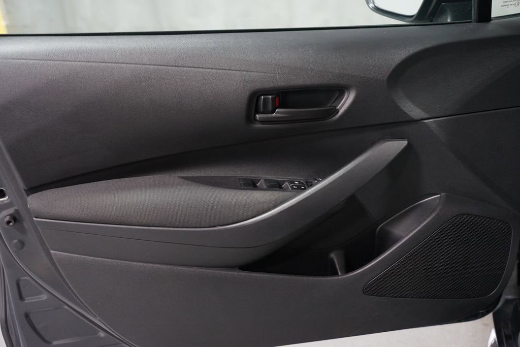 Certified 2023 Toyota Corolla LE image 27