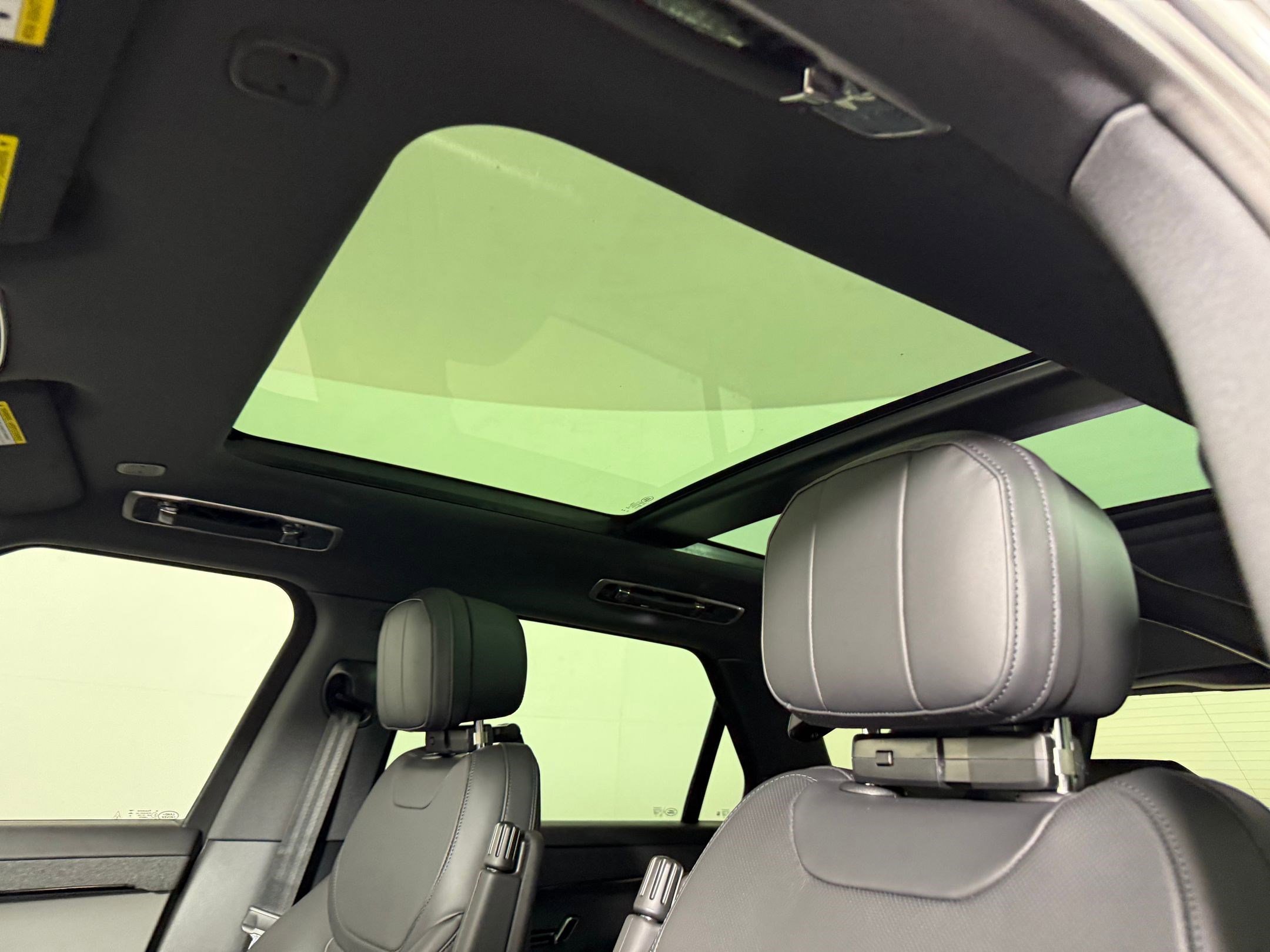 New 2026 Land Rover Range Rover Sport SE AWD/4WD image 15