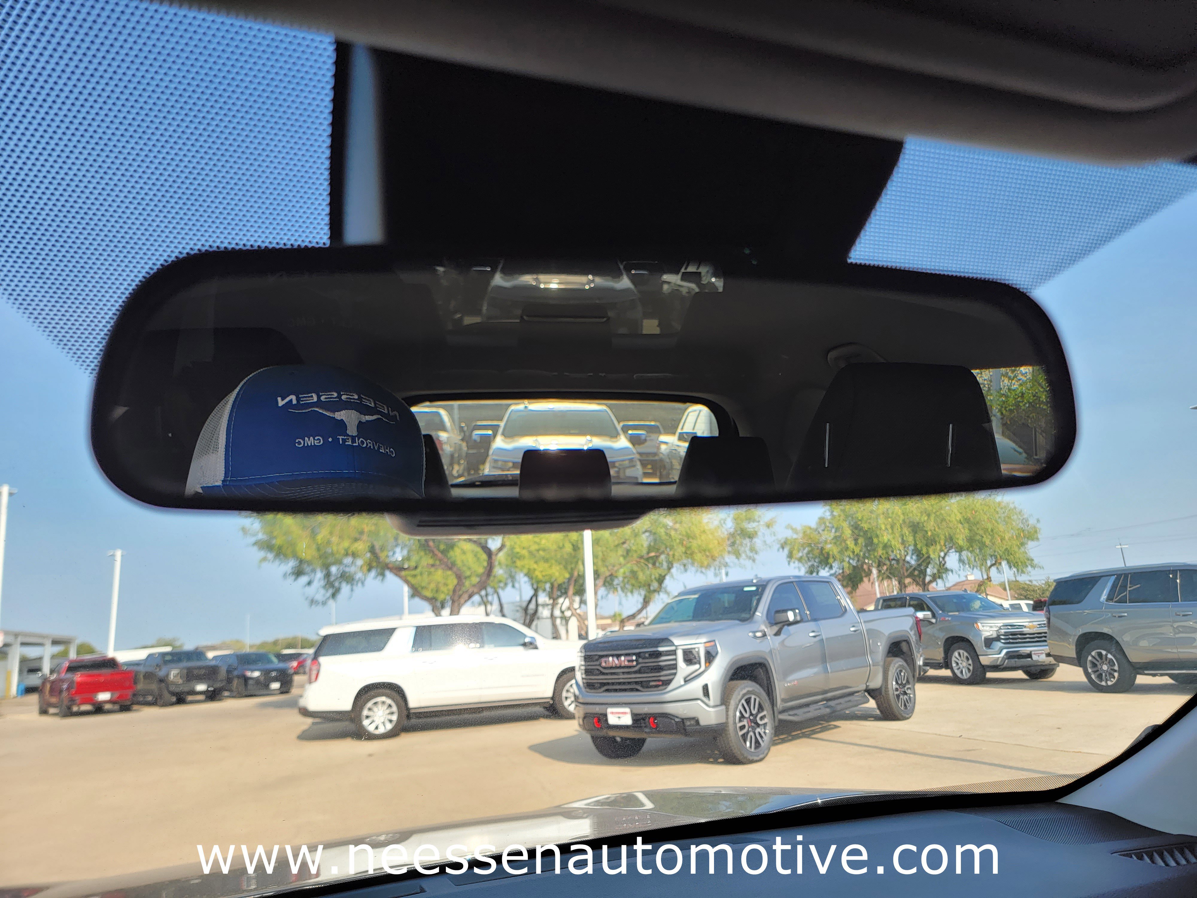 Used 2022 Toyota RAV4 XLE image 28