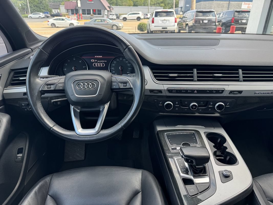 Used 2018 Audi Q7 2.0T Premium Plus w/ Premium Plus Package AWD/4WD image 19