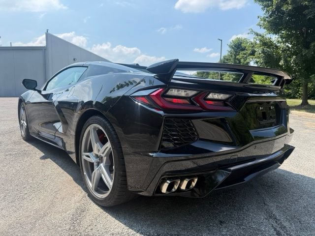 Used 2025 Chevrolet Corvette Stingray Premium Conv w/ Z51 Performance Package RWD image 9