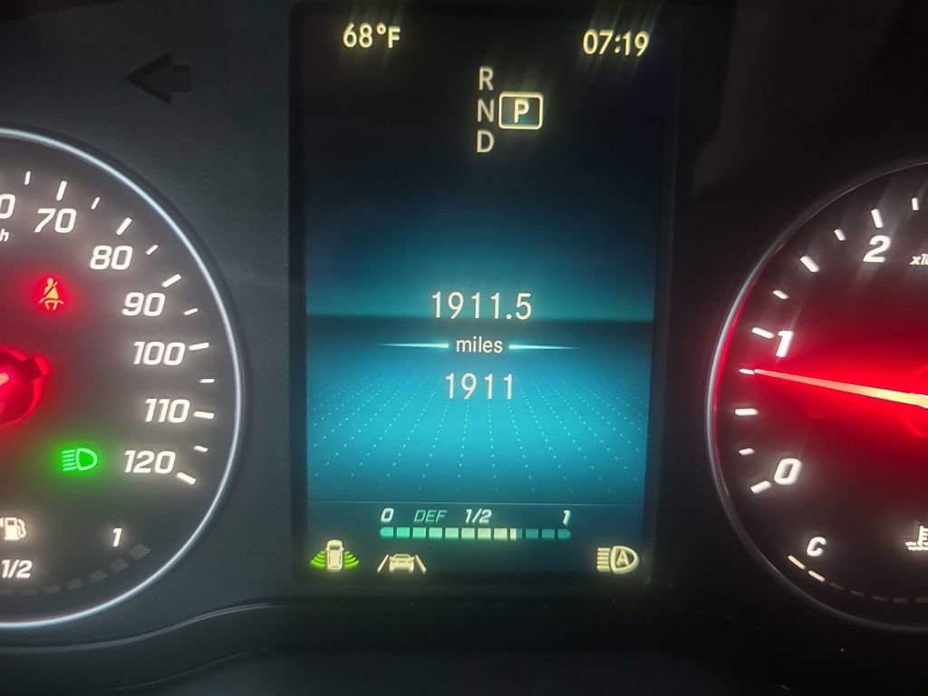 Used 2024 Mercedes-Benz Sprinter 2500 image 16