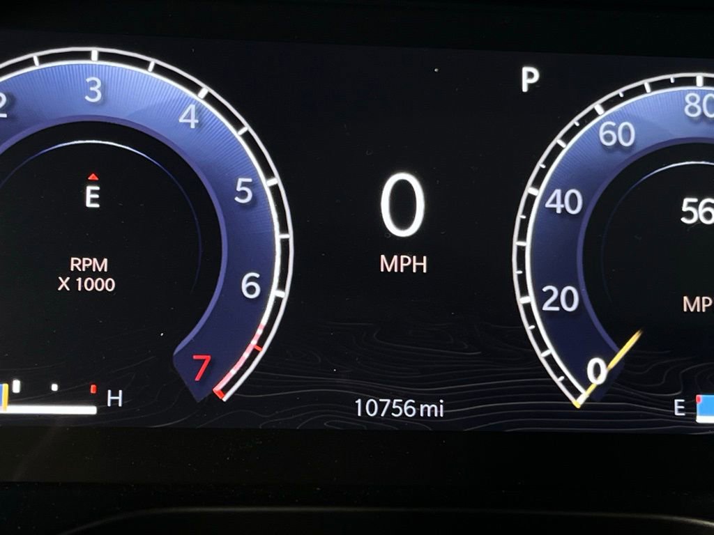 Used 2024 Jeep Grand Cherokee Limited w/ Luxury Tech Group II image 20