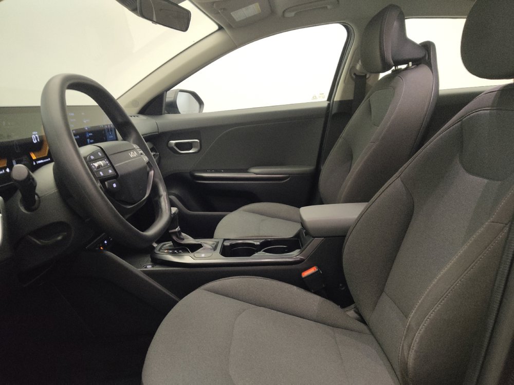 Used 2025 Kia K4 FWD image 17