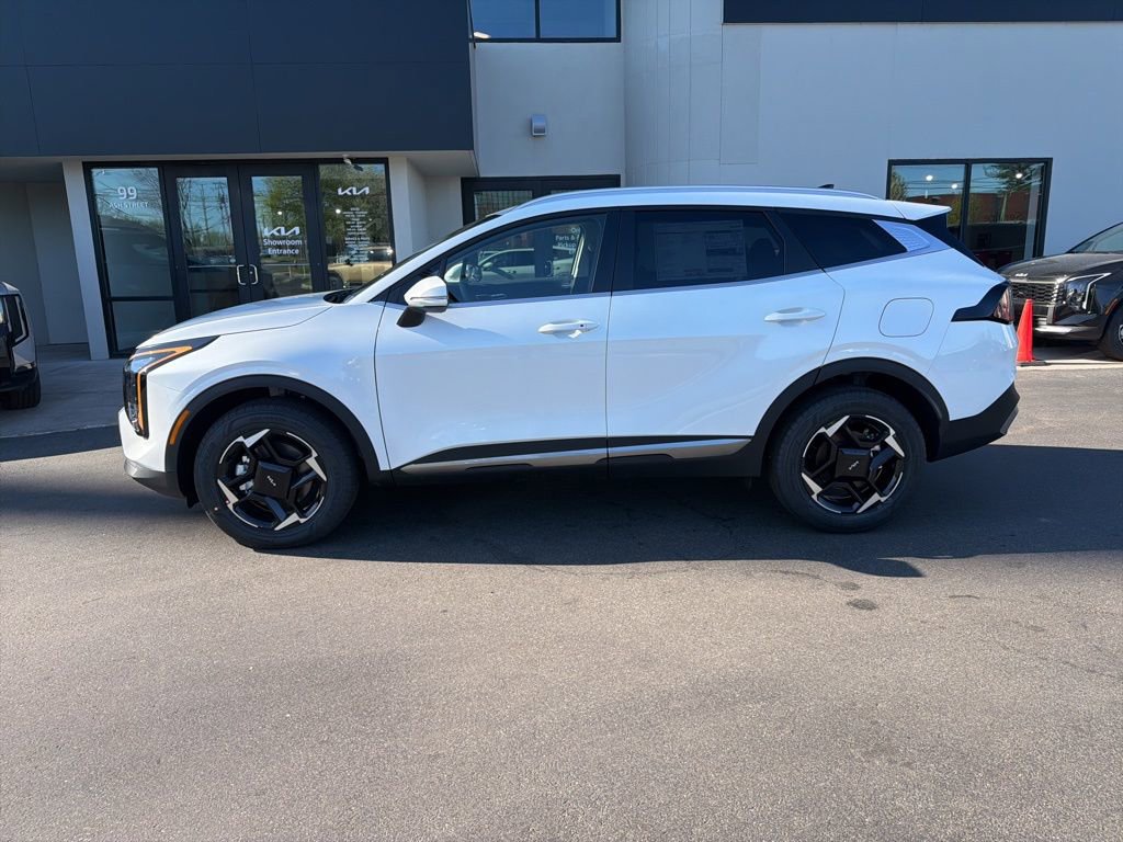 New 2026 Kia Sportage EX AWD/4WD image 2