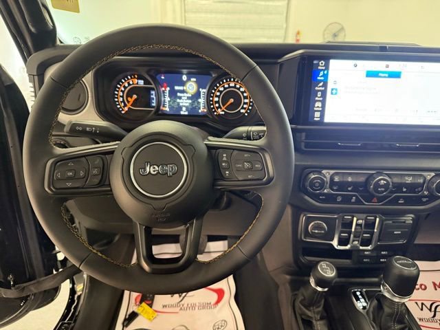 Used 2024 Jeep Gladiator Sport image 17