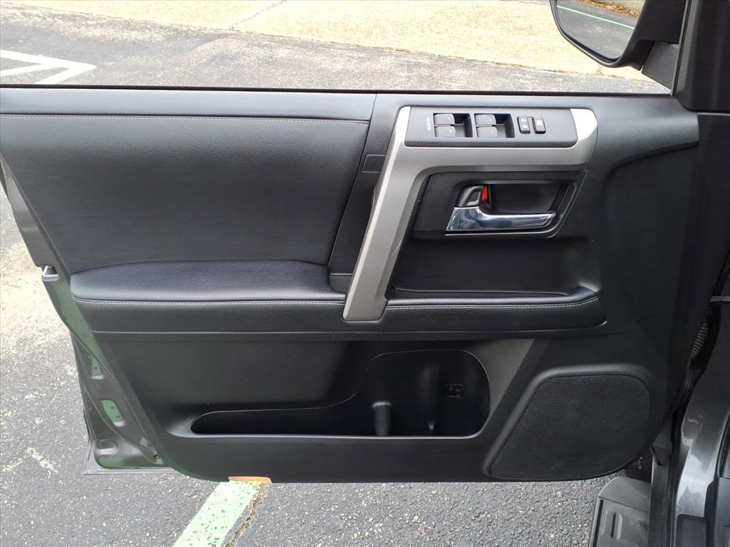 Used 2020 Toyota 4Runner SR5 image 16