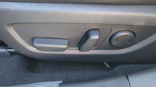 New 2026 MAZDA CX-50 AWD 2.5 Hybrid w/ Cargo Package image 18