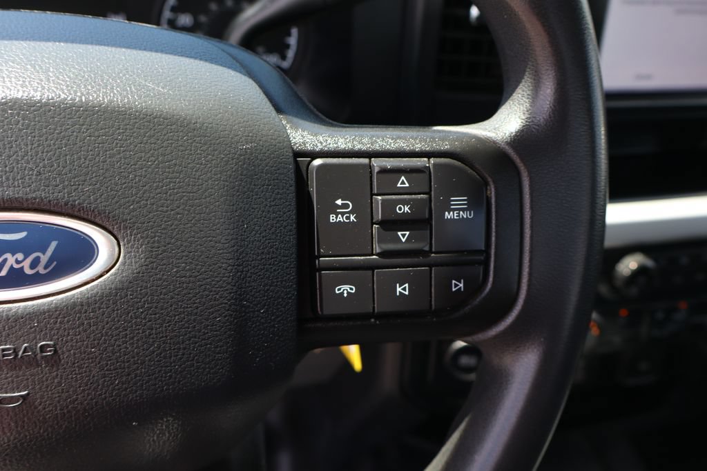 Used 2023 Ford F550 2WD Regular Cab Super Duty image 29