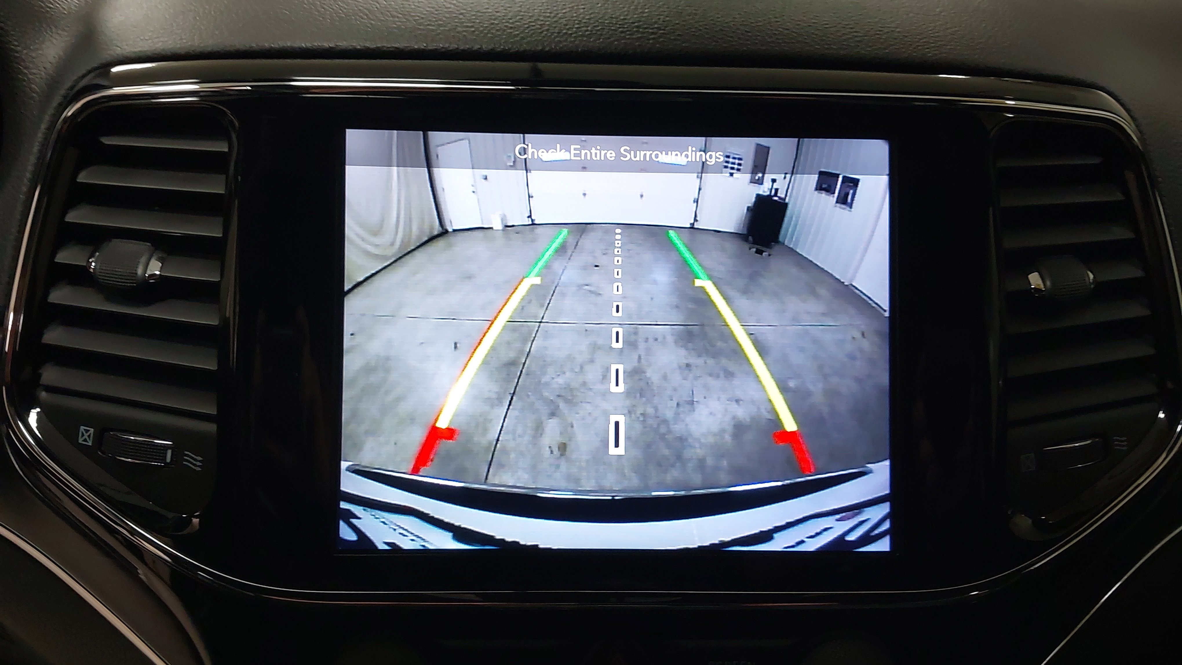 Used 2019 Jeep Grand Cherokee Limited AWD/4WD image 36