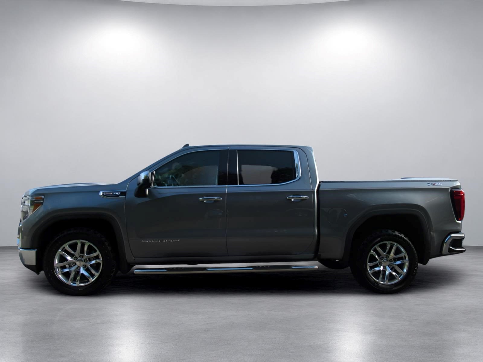 Used 2020 GMC Sierra 1500 SLT w/ SLT Premium Plus Package AWD/4WD image 4